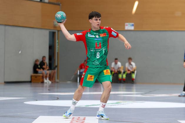 01.08.2026, xtgx, Handball - Testspiel SC Magdeburg - Corotop Gwardia Opole emspor, v.l. Tim Thielicke (Magdeburg, 8) am Ball, plays the ball Ilsenburg