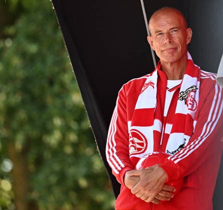 01.08.2026, xophax, Fussball 1.Bundesliga, 1.FC Koeln Saisoneröffnung beim 1.FC Köln am Rhein Energie Stadion. Mannschaft wird den Fans vorgestellt. Präsident Jörn Stobbe ( 1.FC Köln ). Köln