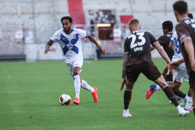 Fussball: Freundschaftsspiel, FC St. Pauli - Deportivo La Coruna, Hamburg, 01.08.2026 Pierre-Emerick Aubameyang (La Couna)