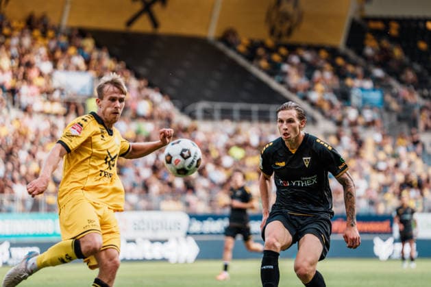 Niederlande Deutschland: Fußball Testspiel Männer 2026 - 2027 - Roda JC Kerkrade vs. Alemannia Aachen - Parkstad Limburg Stadion, Daniel Starodid (Alemannia Aachen, 9) Sprint, Ball, Angriff Copyright: xThiemoxRudolphx