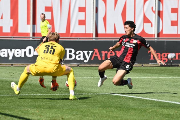 Ibrahim MAZA (LEV) gegen Torwart Felix WIENAND (RWE) Aktion, Zweikampf, Fussball 1. Bundesliga, Testspiel, testmatch, friendly match, Freundschaftsspiel, Bayer Leverkusen (LEV) - Rot Weiss Essen am 01.08.2026 in Leverkusen Deutschland. DFL regulations prohibit any use of photographs as image sequences and or quasi-video Â