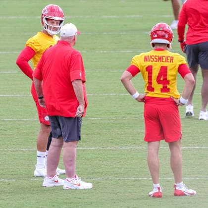 AUGUST 1, 2026: Kansas City Chiefs quarterback Patrick MahomesÃ‚ reacts to head coach Andy Reid during practice at Chiefs training camp in St. Joseph, MO. CSM St. Joseph United States - ZUMAc04_ 20260801_zma_c04_066 Copyright: xRomanxPunox