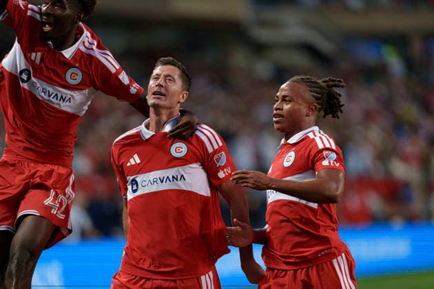 Robert Lewandowski, Dje Tah D Avilla and Leonardo Barroso seen celebrating after scoring goal during MLS, Fussball Herren, USA game between teams of Chicago Fire and Charlotte FC (Martin Murillo Ball Raw Images) Chicago Dignity Health Sports Park USA Copyright: xMartinxMurillox martinmurillo_chicagofire_charlotte_2627-19