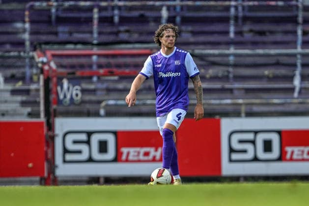 Testspiel 26 27 - VfL Osnabrück - SC Paderborn am 01.08.2026 an der Bremer Brücke in Osnabrück Abu Hanna Joel (Osnabrueck) am Ball