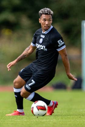 Testspiel 26 27 - VfL Osnabrück - SV Meppen am 01.08.2026 bei Blau Weiss Schinkel in Osnabrück Oliver Schmitt (Meppen) am Ball.