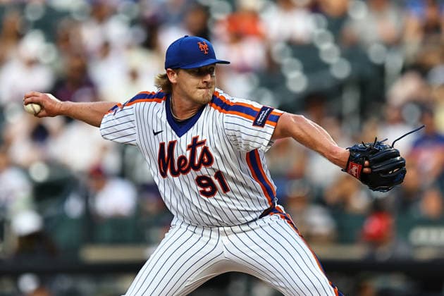 MLB, Baseball Herren, USA Miami Marlins Vs. New York Mets New York Mets relief pitcher Jonathan Pintaro, wearing number 91, throws during the eighth inning of a baseball game against the Miami Marlins at Citi Field in Flushing, New York, on August 1, 2026. Flushing N.Y. United States  Copyright: xGordonxDonovanx originalFilename:donovan-mlbmiami260801_npNgr.jpg