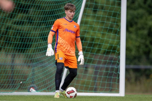 Testspiel 26 27 - VfL Osnabrück - SV Meppen am 01.08.2026 bei Blau Weiss Schinkel in Osnabrück Torwart Niklas Sauter (Osnabrueck)