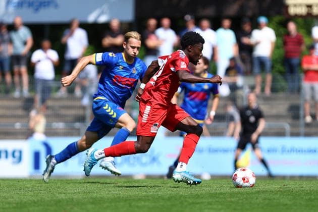 29 Ezra Ampofo (FC Eintracht Norderstedt) Fußball I Herren I Regionalliga Nord I Saison 2026-2027 I 1. Spieltag I FC Eintracht Norderstedt - SV Atlas Delmenhorst I 02.08.2026 I Edmund-Plambeck-Stadion