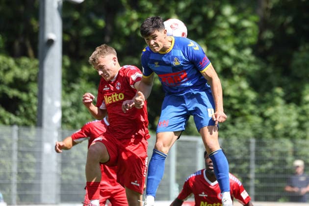 Fußball I Herren I Saison 2026 2027 I Regionalliga Nord I 1.Spieltag I Eintracht Norderstedt - SV Atlas Delmenhorst I 02.08.2026 Melvin Zimmer (11, FC Eintracht Norderstedt) Alejo Romero (4, SV Atlas Delmenhorst) Copyright: xLobeca RalfxHomburgx