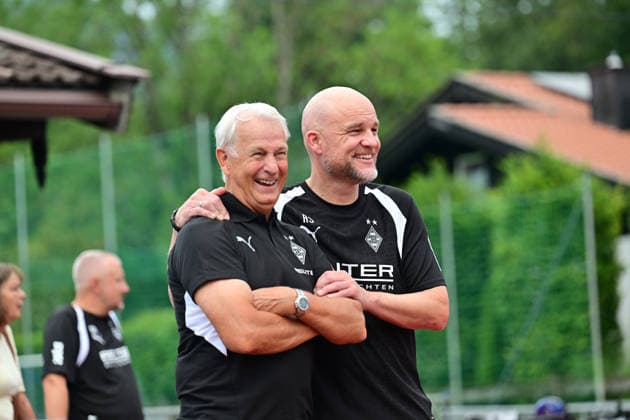 02.08.2026; Rottach-Egern; Fussball, Herren, Saison 2026 2027, Trainingslager Borussia Moenchengladbach Haben Spass v. li. Rainer Bonhof (Praesident Gladbach), Rouven Schroeder (Head of Sports, Gladbach) DFL regulations prohibit any use of photographs as image sequences and or quasi-video. Stadion Am Birkenmoos Bayern Deutschland