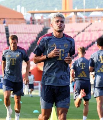 SKO, Luis Diaz (FC Bayern Muenchen 14), Oeffentliches Training FC Bayern Muenchen vor dem Testspiel bei Jeju SK, Saison 2026-27, 03.08.2026 Bayern Muenchen Suedkorea Copyright: xEibner-Pressefotox EP_JNL
