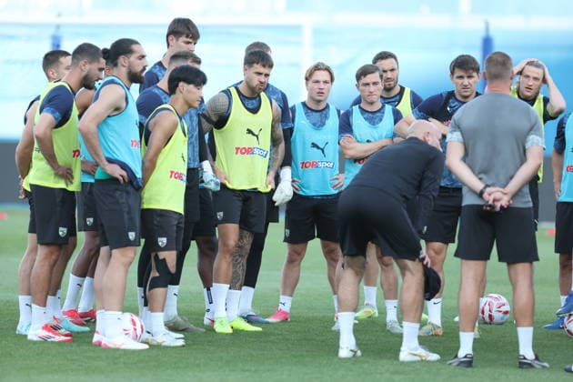 Croatia, Zagreb, 030826. Maksimir Stadium. Training of Kauno Zalgiris before the match of the third round of UEFA Champions League qualification against GNK Dinamo. Photo: Ranko Suvar CROPIX Zagreb Croatia Copyright: xxRankoxSuvarx zalgiris_trening9-030826