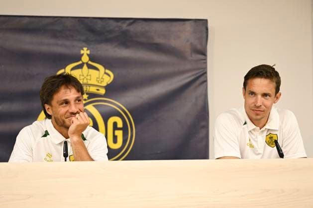 Royale Union Saint-Gilloise v Bodo Glimt - UEFA Champions League Media Activities 03 08 2026 OOSTENDE, BELGIUM - AUGUST 03 : Team captain Mac Allister Kevin defender of Royale Union Saint-Gilloise and Hubert David head coach of Royale Union Saint-Gilloise talking to the press during a pre-match press conference, PK, Pressekonferenz ahead of the UEFA Champions League 2026 27 third qualifying round first leg between Royale Union Saint-Gilloise and Bodo Glimt on August 3, 2026 in Oostende, Belgium, 03 08 2026 Oostende Belgium  Copyright: xNicoxVereeckenx