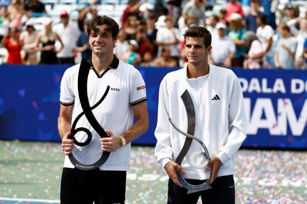 Washington DC Open tennis tournament Taylor Fritz (L) of the USA holds the first place trophy and Rafael Jodar of Spain holds the second place trophy after their Mens Final match at the Washington DC Open tennis tournament, in Washington, DC, USA, 03 August 2026. WASHINGTON DC UNITED STATES  Copyright: xWILLxOLIVERx