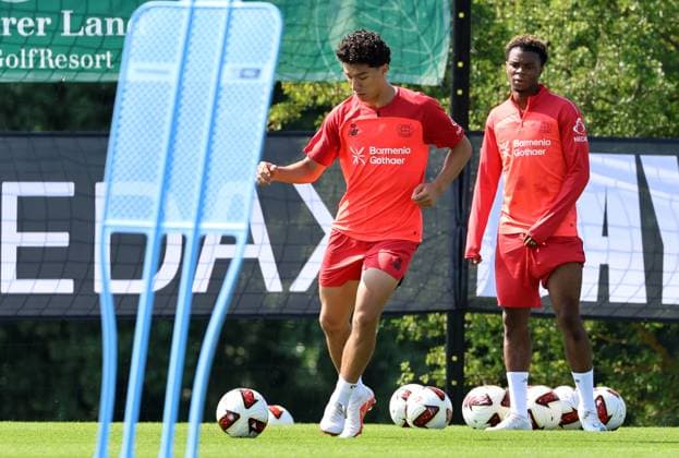GER, Trainingslager Bayer 04 Leverkusen - Blankenhain 03.08.2026, Blankenhain, GER, Saison 2026 2027, 1.Bundesliga, Bayer 04 Leverkusen - Trainingslager im Bild Ibrahim Maza (Leverkusen) am Ball DFL regulations prohibit any use of photographs as image sequences and or quasi-video