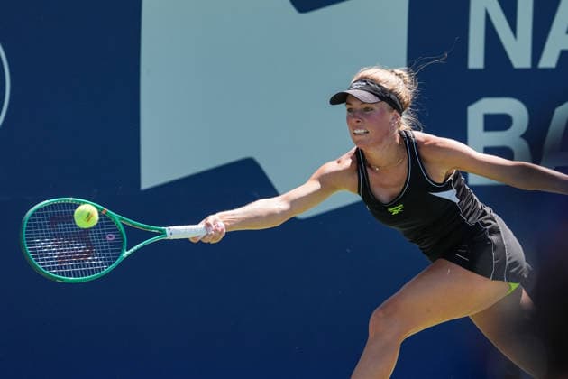 WTA, Tennis Damen Masters 1000 National Bank Open Toronto 2026 - Round of 128 - Day 3 Magdalena French of Poland lunges to play a forehand during the Women™s Singles round of 128 match against Leolia Jeanjean of France on day 3 of the WTA Masters 1000 National Bank Open at Sobeys Stadium on August 3, 2026, in Toronto, Canada. (Photo by Leonardo Ramirez Eyepix Group) Copyright: xLeonardoxRamirezx xEyepixxGroupx LR03082026-08867