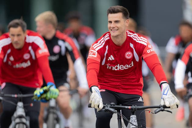 Training Eintracht Frankfurt Torwart Michael Zetterer (Eintracht Frankfurt, 23). Training von Eintracht Frankfurt am 20. Juli 2026 im Deutsche Bank Park in Frankfurt am Main., Frankfurt am Main Hessen Deutschland Deutsche Bank Park