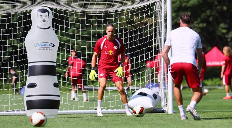 RB Leipzig - AUT Trainingslager Bundesliga Saalfelden, 04.08.2026, Gut Brandlhof, Fussball, Bundesliga, GER , RB Leipzig - Trainingslager in Saalfelden am Steinernen Meer AUT. , Im Bild: Neuzugang Torwart ¯rjan Oerjan Nyland ,