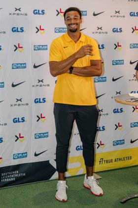 Leo Neugebauer (GER, VfB Stuttgart) stellt sich den Fragen der Reporter. Pressekonferenz DLV Media Days, Mehrkampf, Leichathletik, Saison 2026 2027, 04.08.2026 Pressekonferenz DLV Media Days, Mehrkampf, Saison 2026 2027, 04.08.2026 Leverkusen Copyright: xEibner-Pressefoto ThomasxHaeslerx EP_THR