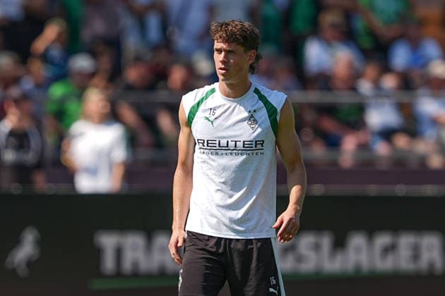 04.08.2026, xydrx, Fußball, Trainingslager, Borussia Mönchengladbach, Saison 2026 2027, Stadion am Birkenmoos: Philipp Sander (Borussia Moenchengladbach, 16) DFB regulations prohibit any use of photographs as image sequences and or quasi-video. Copyright: HMBxMedia YannisxDreimann