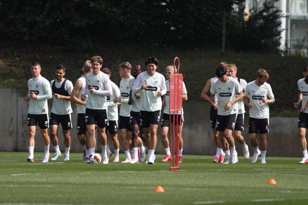 Fussball I Herren I Sasion 2026 2027 I 1 2.Bundesliga I FC St.Pauli I Training I 04.08.2026 Spieler des FC St. Pauli beim Training Hamburg Trainingsgelände Kollaustraße Hamburg Deutschland Copyright: xLobeca RalfxHomburgx