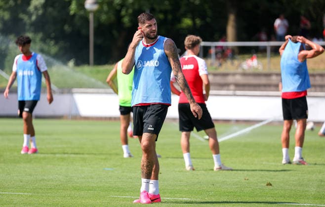 04.08.2026, Deutschland, Grassau, Fußball Bundesliga, Saison 2026 2027, Trainingslager VfB Stuttgart, Jeff Chabot