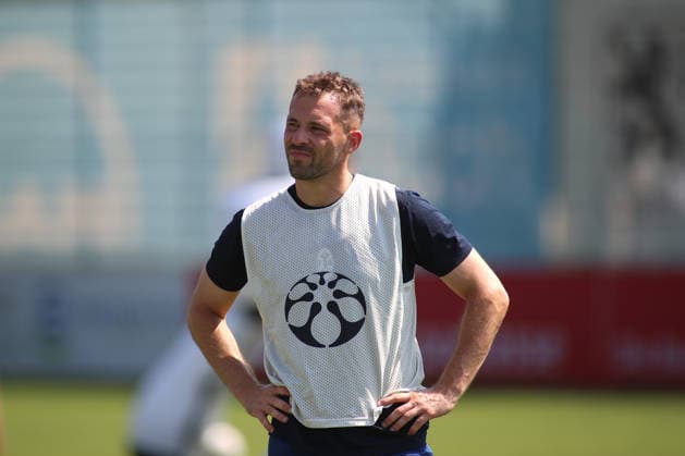 Fussball, Herren, Regionalliga Bayern, Saison 2026 2027, TSV 1860 München, Training Felix Weber (TSV 1860 München) stehend mit Leibchen, Kopf, Oberkörper