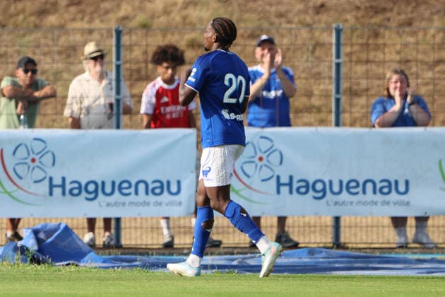 04.08.2026, Fussball, Herren, Testspiel, Saison 2026 2027, Racing Straßburg - SV 07 Elversberg, Torjubel zum 1:1, Torschütze: Martial Godo (Racing Straßburg) Haguenau Parc des Sports de Haguenau Grand Est Frankreich (FRA) Copyright: xSebastianxBachx