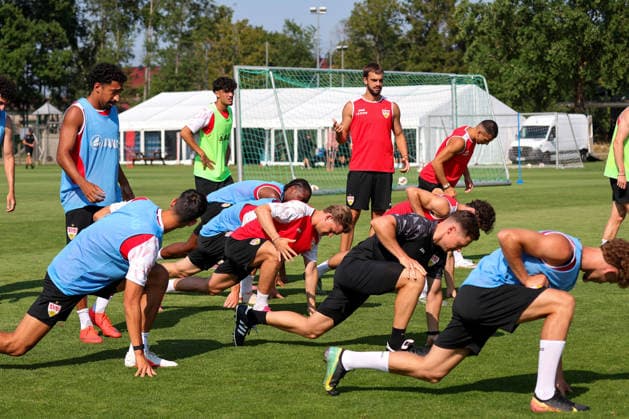04.08.2026, Deutschland, Grassau, Fußball Bundesliga, Saison 2026 2027, Trainingslager VfB Stuttgart, Jovan Milosevic