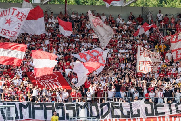 04.08.2026, GER, Regionalliga Nord-Ost, 3. Spieltag, Saison 2026 2027), Chemnitz, Chemnitzer FC - FSV Zwickau Fans vom FSV Zwickau Chemnitz eins-Stadion - An der Gellertstraße Sachsen Deutschland Copyright: xnordphotoxGmbHx xTrienitzx