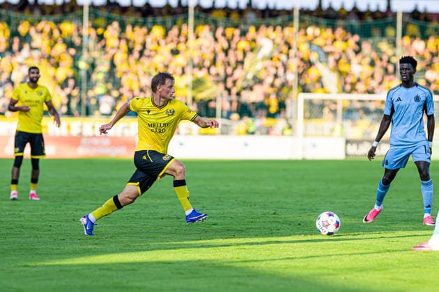 260804 Aki Samuelsen of Mjällby during the Champions League football qualifying match between Mjällby and Slovan Bratislava on August 4, 2026 in Hällevik. Photo: Christoffer Borg Mattisson BILDBYRAN COP 261 CB0545 fotboll football soccer fotball uefa champions league champions league mjällby slovan bratislava bbeng Copyright: CHRISTOFFERxBORGxMATTISSON BB260804CB106