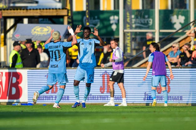 260804 Cristian Martinez and Suleiman Camara Sanneh of Slovan Bratislava celebrates after 1-1 during the Champions League football qualifying match between Mjällby and Slovan Bratislava on August 4, 2026 in Hällevik. Photo: Christoffer Borg Mattisson BILDBYRAN COP 261 CB0545 fotboll football soccer fotball uefa champions league champions league mjällby slovan bratislava bbeng Copyright: CHRISTOFFERxBORGxMATTISSON BB260804CB109