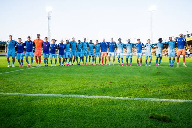 HÄLLEVIK, SWEDEN 20260804 Bratislava s players celebrate after winning the UEFA Champions League third qualifying round, 1st leg soccer match between Mjallby AIF and SK Slovan Bratislava at Strandvallen in Hallevik, Sweden, on Aug. 4, 2026. HÄLLEVIK SWEDEN x10760x