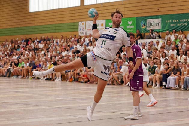 04.08.2026, xovx, Handball Lindencup, HSG Wetzlar - TV Hüttenberg v.l. Petter Överby (HSG Wetzlar), David Kuntscher (TV Hüttenberg) Linden Stadthalle Hessen Deutschland (DE)