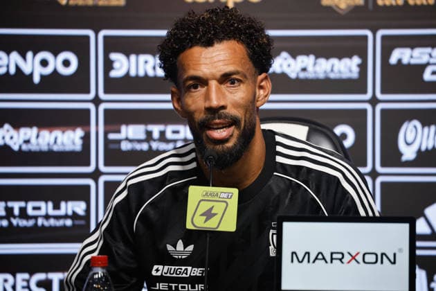 Futbol, Presentacion oficial de Vozinha El nuevo portero de Colo Colo Josimar Jose Evora Dias, mas conocido como Vozinha es presentado oficialmente para unirse al plantel este segundo semestre 04 08 2026 Diego Martin Photosport Football, Presentation of Vozinha The new goalkeeper of Colo Colo Josimar Jose Evora Dias, alias Vozinha, is presented officially 04 08 2026 Diego Martin Photosport Presentacion de Vozinha en Colo Colo