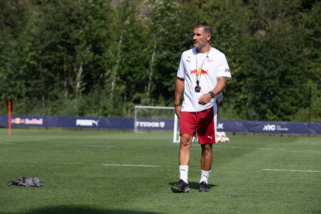 Cristian Fiel (RB Leipzig, Co Trainer), RB Leipzig, Fussball, Trainingslager Austria, Saison Vorbereitung, Saison 2026 2027, GER, 04.08.2026, Eibner-Pressefoto Andreas Ulmer RB Leipzig, Fussball, Trainingslager Austria, Saison Vorbereitung, Saison 2026 2027, GER, 04.08.2026, Copyright: xEibner-Pressefoto AndreasxUlmerx EP_AUR