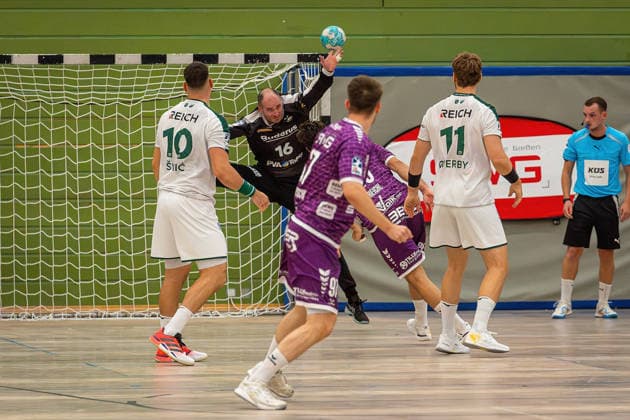 04.08.2026, xovx, Handball Lindencup, HSG Wetzlar - TV Hüttenberg v.l. Josip Simic (HSG Wetzlar), Laszlo Bartucz (HSG Wetzlar), David Kuntscher (TV Hüttenberg), Vit Reichl (TV Hüttenberg), Petter Överby (HSG Wetzlar) Linden Stadthalle Hessen Deutschland (DE)