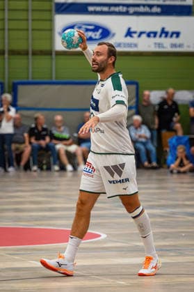 04.08.2026, xovx, Handball Lindencup, HSG Wetzlar - TV Hüttenberg Nikolaj Laesö (HSG Wetzlar), Freisteller Linden Stadthalle Hessen Deutschland (DE)