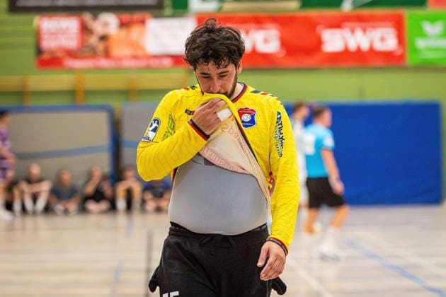 04.08.2026, xovx, Handball Lindencup, HSG Wetzlar - TV Hüttenberg Yahav Shamir (TV Hüttenberg) enttäuscht, enttäuscht schauend Linden Stadthalle Hessen Deutschland (DE)