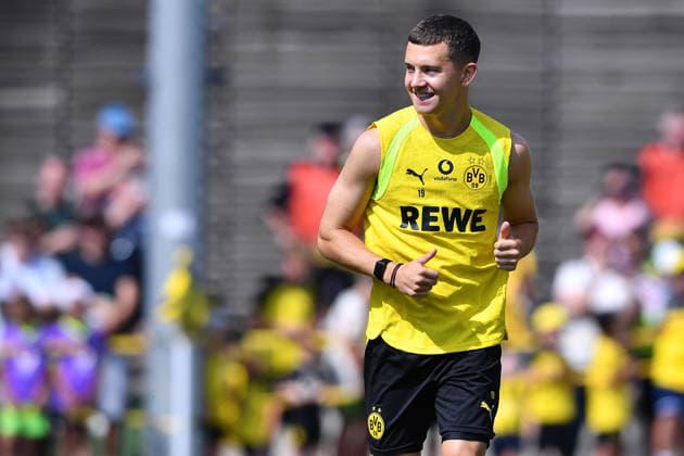 Fußball 1. Bundesliga Training Borussia Dortmund am 05.08.2026 auf dem Trainingsgelände Hohenbuschei in Dortmund Konstantinos Karetsas ( Dortmund )