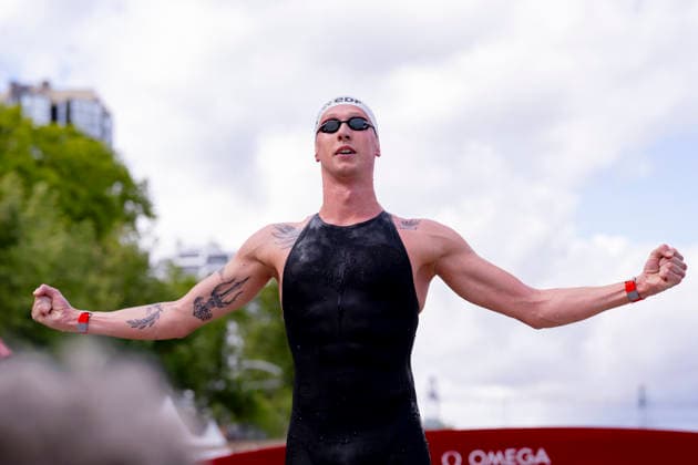 France, Paris, Centre Aquatique Olympique Metropole du Grand Paris, 05.08.2026, European Aquatics Championships Artistic Swimming, Day 6, 5km Open Water, Florian Wellbrock of Germany celebrate the Win of the Race, Photo by Eibner Pressefoto Tino Henschel European Aquatics Championships Artistic Swimming, Day 6, 5km Open Water Paris Copyright: xEibnerxPressefotox