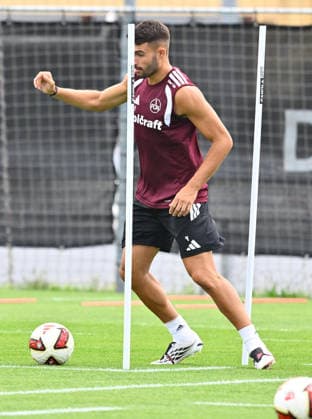 05.08.2026 - Fussball - 2. Fussball - Bundesliga - Saison 2026 2027 - 1. FC Nürnberg Nuernberg FCN ( Club ) - Training - Sportfoto Zink - xwoxzix - Alexios Kalogeropoulos (4, 1. FC Nürnberg FCN )