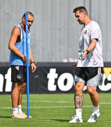 05.08.2026 - Fussball - 2. Fussball - Bundesliga - Saison 2026 2027 - 1. FC Nürnberg Nuernberg FCN ( Club ) - Training - Sportfoto Zink - xwoxzix - Rafael Lubach (18, 1. FC Nürnberg FCN ) Miroslav Miro Klose ( Trainer 1. FC Nürnberg FCN )