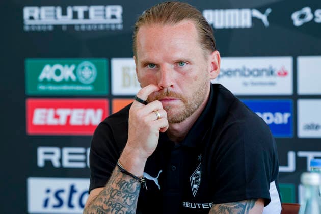 Trainer Eugen Polanski (Borussia Moenchengladbach) beantwortet bei der Pressekonferenz die Fragen der Journalisten waehrend des Trainingslagers von Borussia Moenchengladbach, Stadion Birkenmoos am 05. August 2026 in Rottach-Egern, Deutschland. (Foto von Marco Steinbrenner DeFodi Images) +++ Trainer Eugen Polanski (Borussia Moenchengladbach) answers journalists™ questions at the press conference, PK, Pressekonferenz during the Borussia Moenchengladbach Training camp at Stadion Birkenmoos on August 5, 2026 in Rottach-Egern, Germany. (Photo by Marco Steinbrenner DeFodi Images) (Photo by Marco Steinbrenner DeFodi Images) -