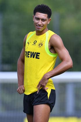 Fußball 1. Bundesliga Training Borussia Dortmund am 05.08.2026 auf dem Trainingsgelände Hohenbuschei in Dortmund Jobe Bellingham ( Dortmund )