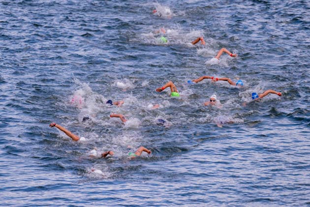 France, Paris, Centre Aquatique Olympique Metropole du Grand Paris, 05.08.2026, European Aquatics Championships Artistic Swimming, Day 6, 5km Womans Open Water, Race Action during the first rounds of the 5km race, Photo by Eibner Pressefoto Tino Henschel European Aquatics Championships Artistic Swimming, Day 6, 5km Womans Open Water Paris Copyright: xEibnerxPressefotox