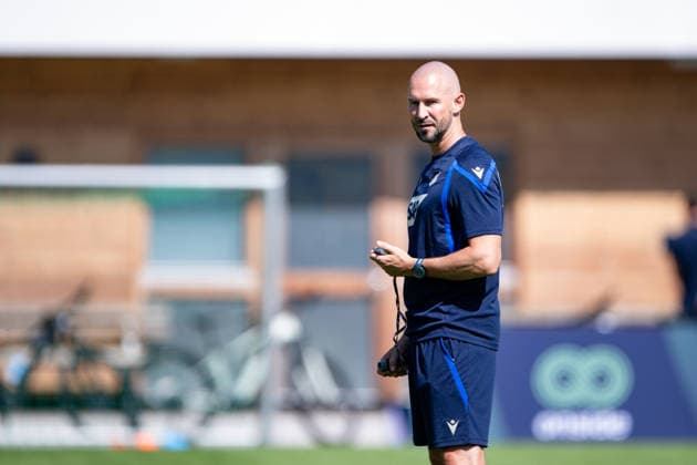 Christian Ilzer, (TSG Hoffenheim, Trainer) beobachtend, TSG Hoffenheim, Fussball, Trainingslager, Saison Vorbereitung, Saison 2026 2027, GER, 05.08.2026, Eibner-Pressefoto Andreas Ulmer TSG Hoffenheim, Fussball, Trainingslager, Saison Vorbereitung, Saison 2026 2027, GER, 05.08.2026, Copyright: xEibner-Pressefoto AndreasxUlmerx EP_AUR