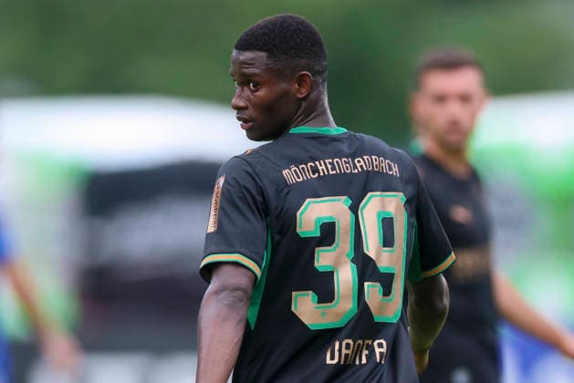 Iaia Manco Danfa (Borussia Moenchengladbach) schaut waehrend des Freundschaftsspiels zwischen dem FC Rottach-Egern und Borussia Moenchengladbach, Stadion Birkenmoos am 05. August 2026 in Rottach-Egern, Deutschland. (Foto von Marco Steinbrenner DeFodi Images) +++ Iaia Manco Danfa (Borussia Moenchengladbach) looks on during the Friendly match between FC Rottach-Egern and Borussia Moenchengladbach at Stadion Birkenmoos on August 5, 2026 in Rottach-Egern, Germany. (Photo by Marco Steinbrenner DeFodi Images) (Photo by Marco Steinbrenner DeFodi Images) -