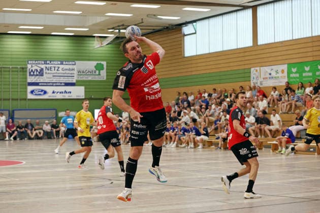 05.08.2026, xovx, Handball Lindencup, Pfadi Winterthur - HSC 2000 Coburg v.l. Lukas Köder (Pfadi Winterthur), Tim Rellstab (Pfadi Winterthur). Linden Stadthalle Hessen Deutschland (DE)