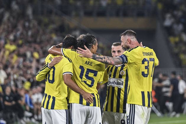 Fenerbahce v Sturm Graz - UEFA Champions League ISTANBUL, TURKIYE - AUGUST 5: Players of Fenerbahce celebrate after a goal during UEFA Champions League third qualifying round the first leg match between Fenerbahce and Sturm Graz at Chobani Stadium in Istanbul, Turkiye on August 5, 2026. Fatma Nur Arslan Anadolu Istanbul Turkey. Editorial use only. Please get in touch for any other usage.  Copyright: x2026xAnadoluxFatmaxNurxArslanx